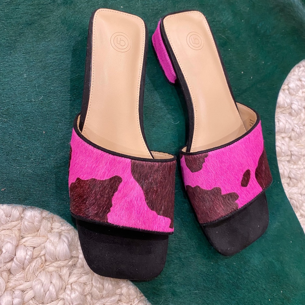 Size 7 Pink Cow Print Urban Outfitter Mules, New with Tags!